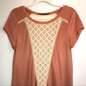 Pink lace short sleeve shirt